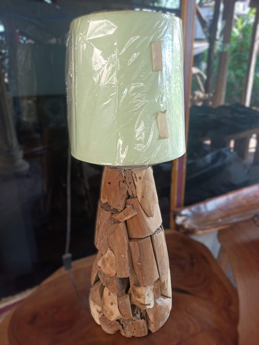 'Jatuh' Teak Lamp