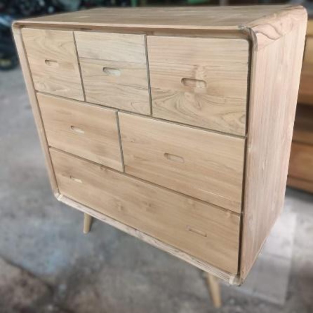 Teak chest of drawers