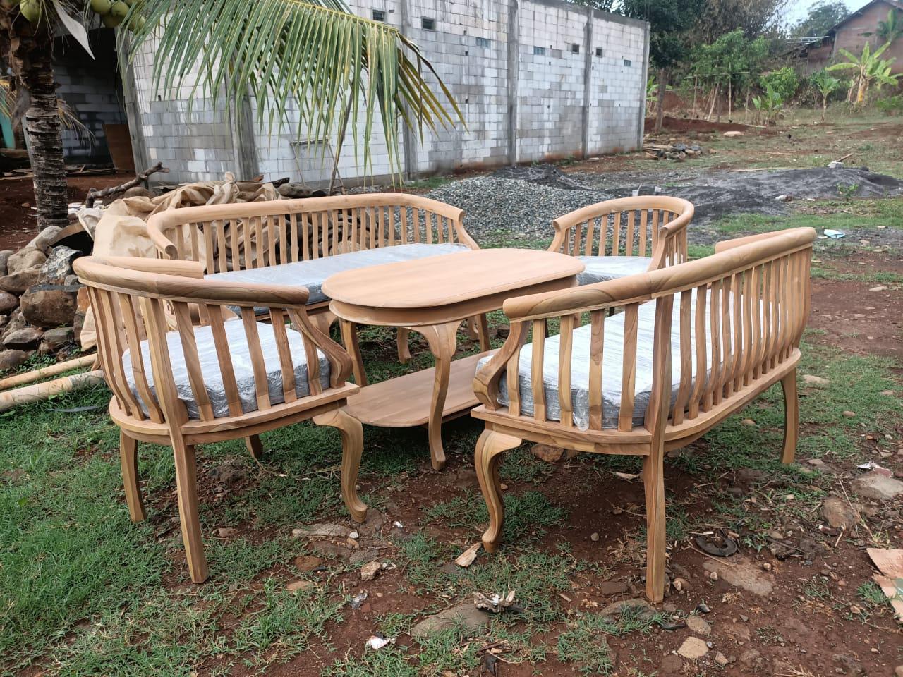 'Teman' garden furniture